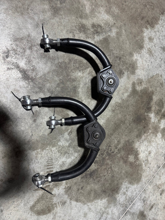 Wicked Fab 99–06 Silverado 4WD Chromoly Upper Control Arms